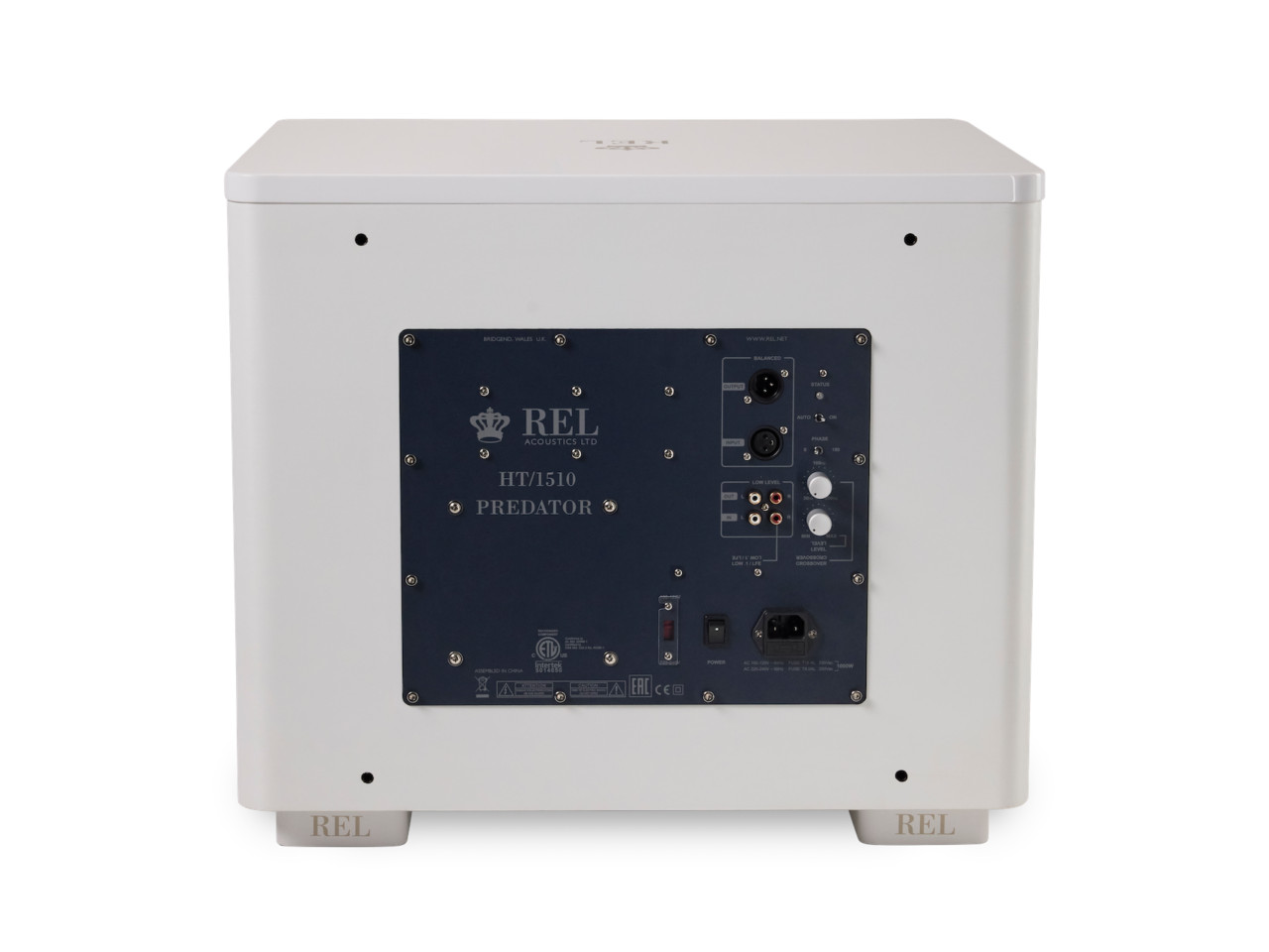 subwoofer, verstärker, rückseite, weißer gehäuse, REL Predator