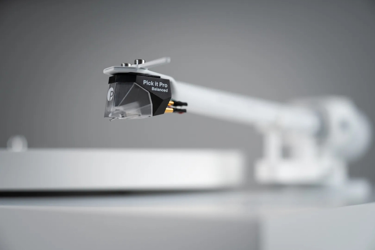 Pro-Ject Debut Pro Plattenspieler