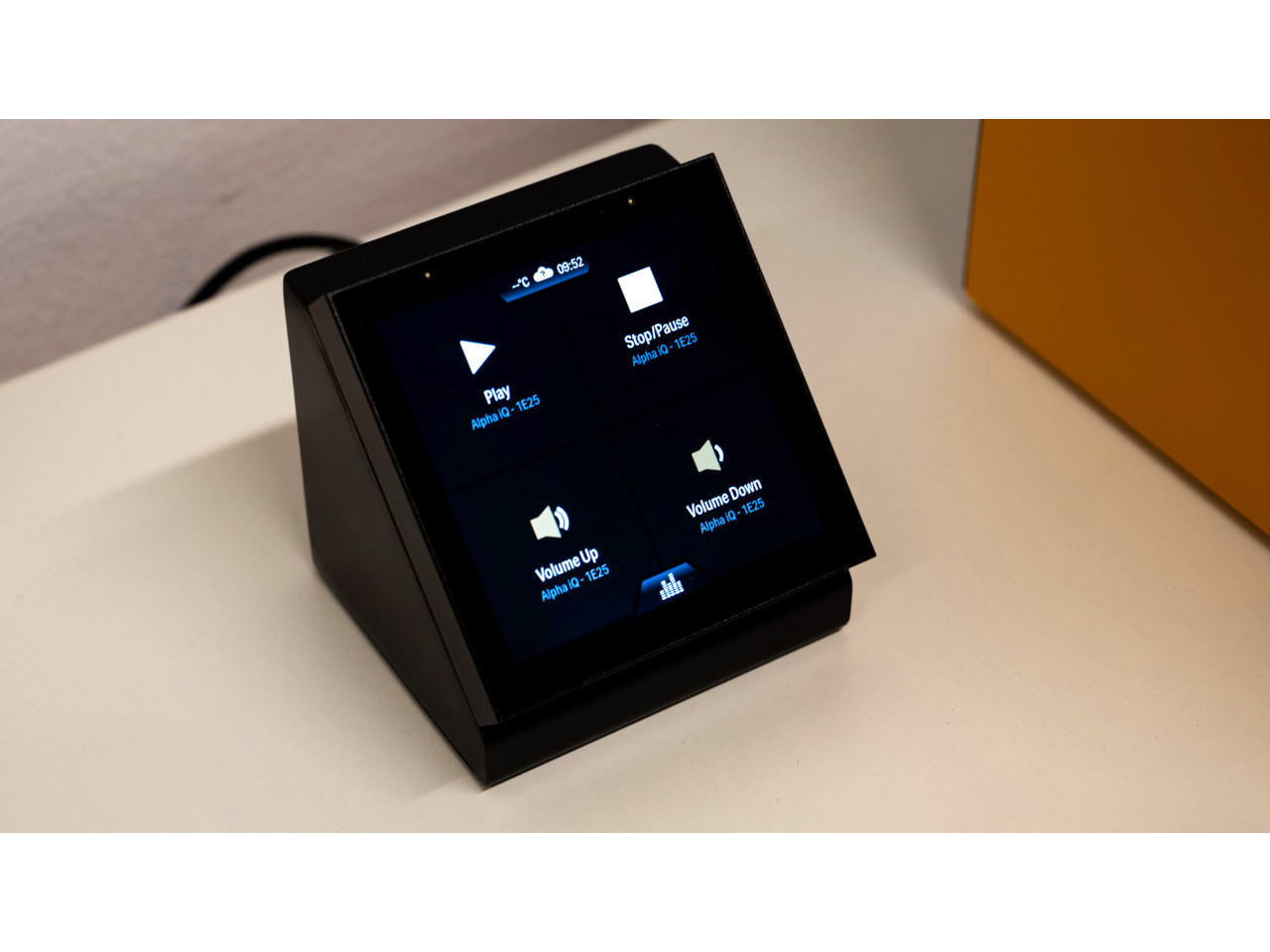 Tischgerät, Touchscreen, Kiosk, Mediensteuerung, Display