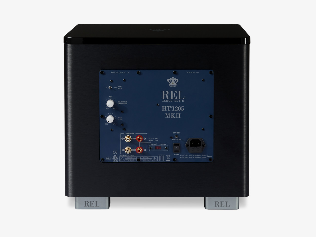 subwoofer, verstärker, blaues panel, rückseite, stromanschluss