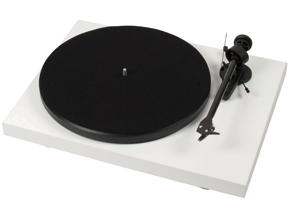 Pro-Ject Debut Carbon (DC) Weiss OM10  (discontinued)