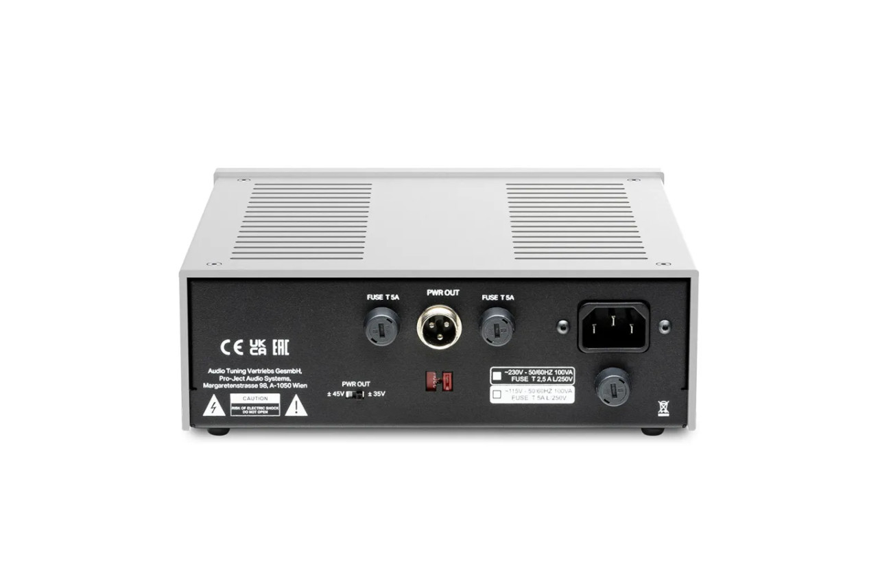 Audioverstärker, Rückseite, Netzeingang, Sicherung 5A, XLR-Stecker