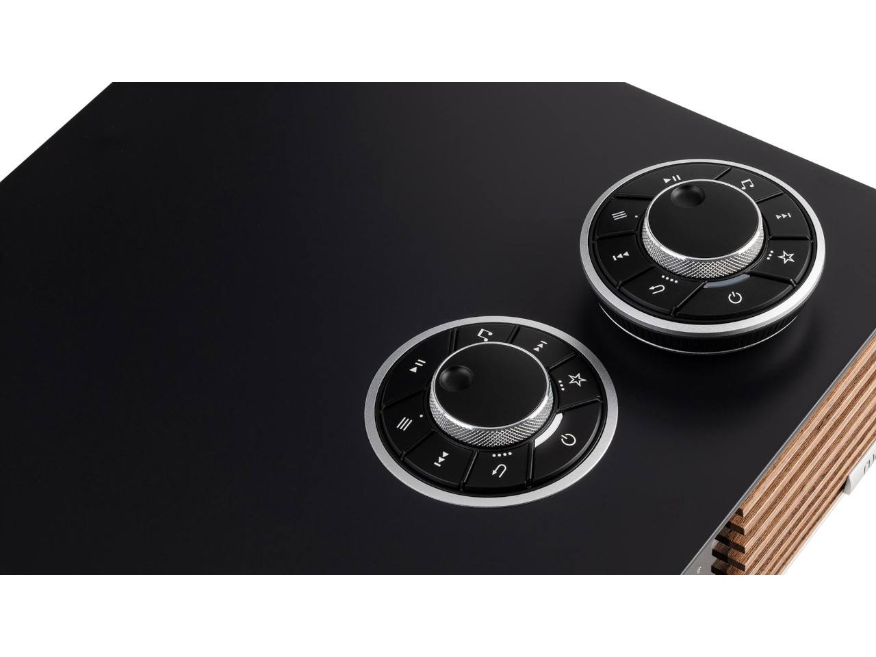 Lautstärkeregler, Klangregelung, Hifi-System, Rundknöpfe, Schwarz-Design
