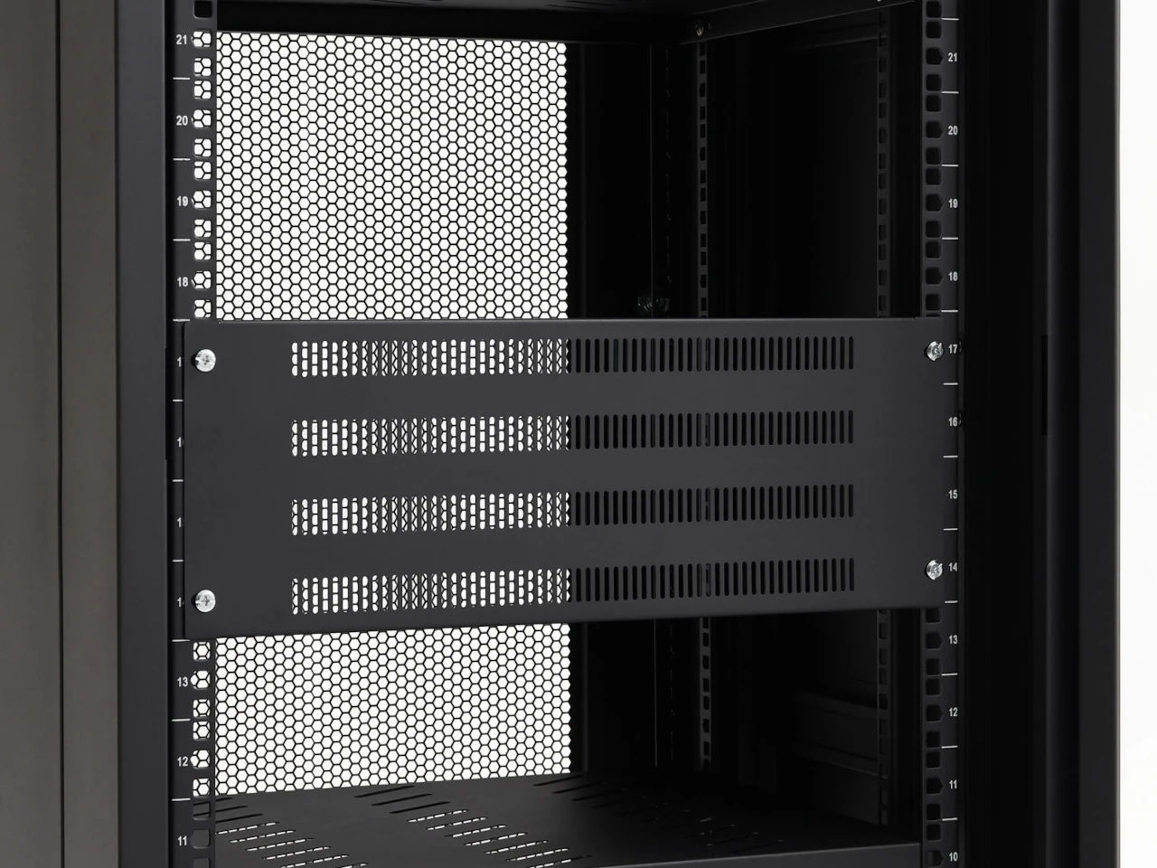 Serverrack, Rackenschrank, Belüftungsgitter, Rückseitenmontage, Tragschiene