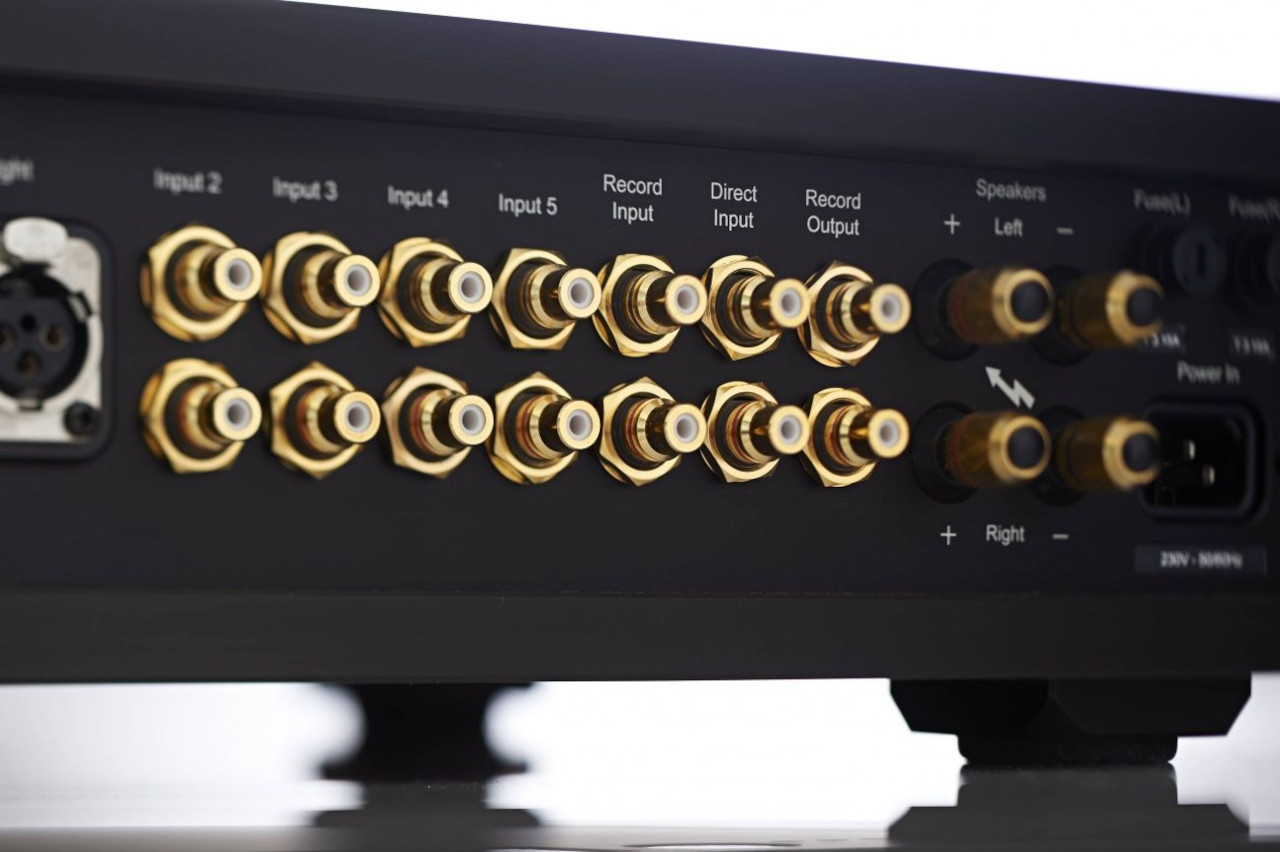 RCA-Anschlüsse, Goldbeschichtung, Patchfeld, Audio-Interface, Rückseite