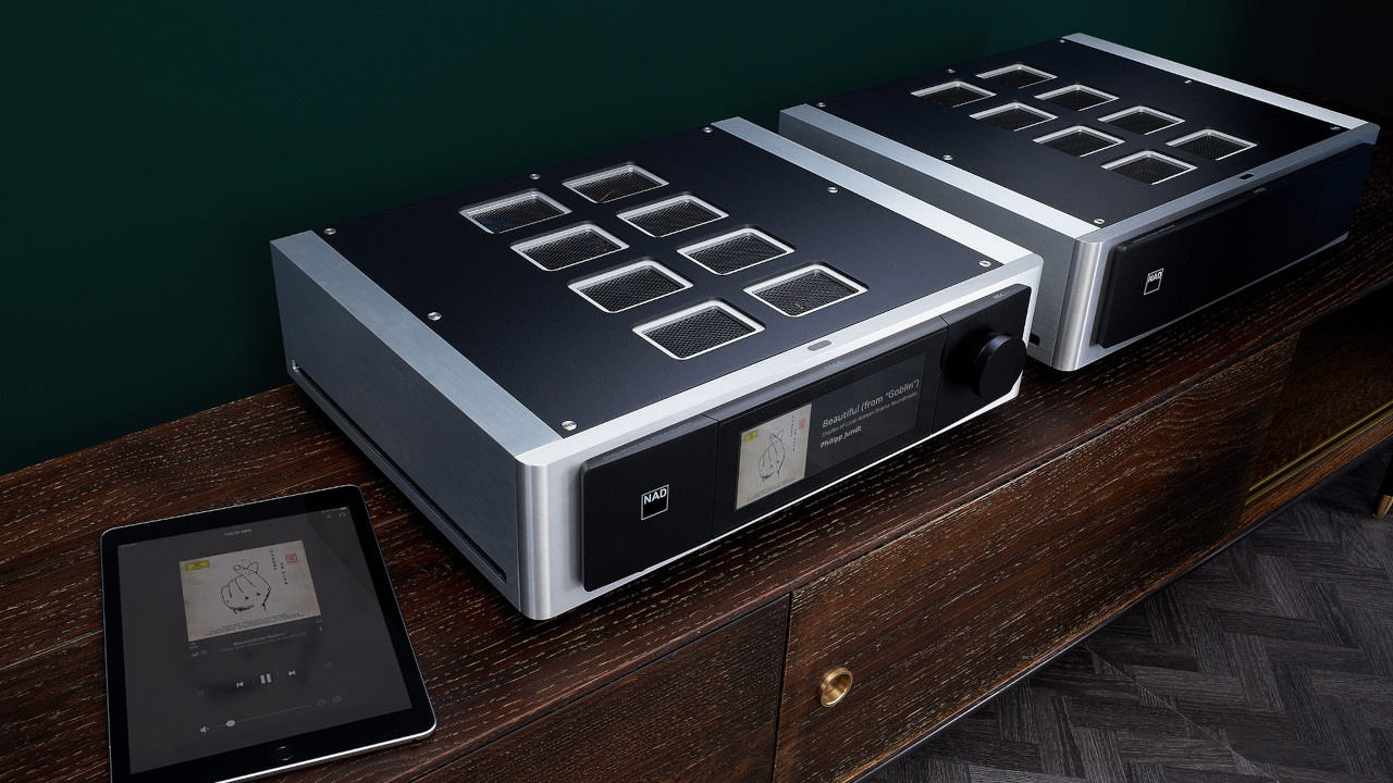 HiFi-Verstärker, Stereo-Verstärker, schwarz-silber, rechteckig, Bedienknopf
